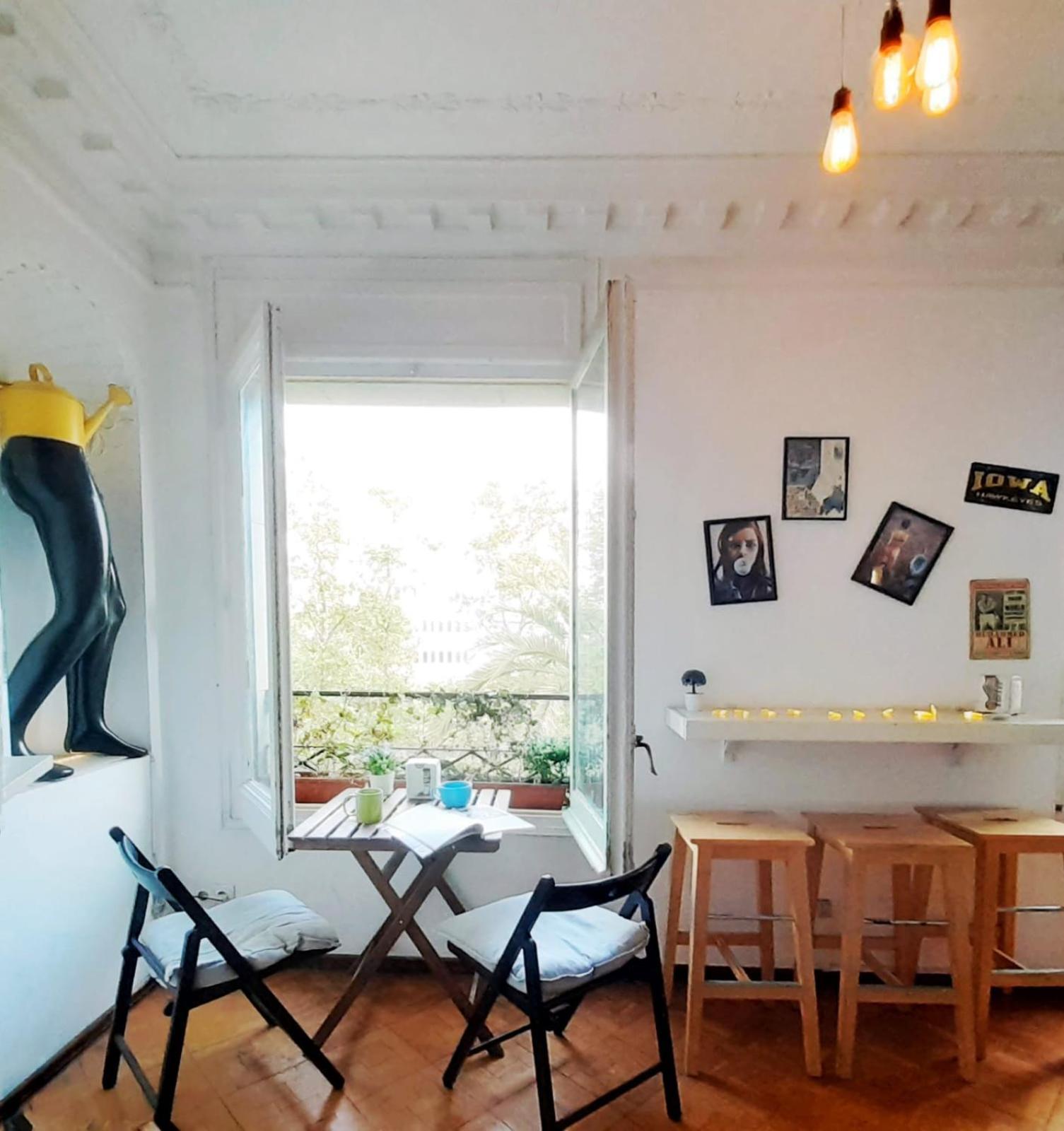 Wow Hostel Barcelona Eksteriør bilde