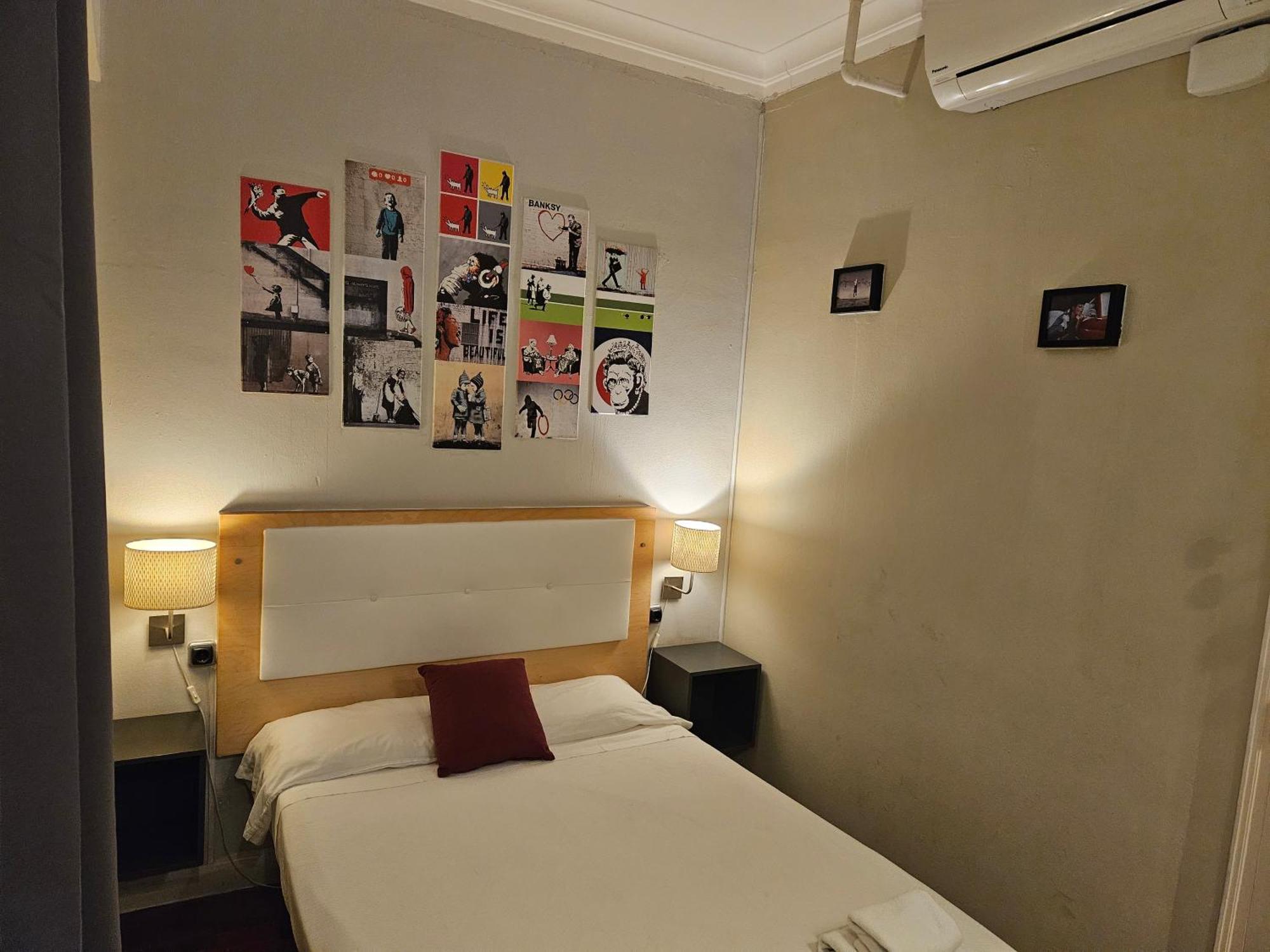 Wow Hostel Barcelona Eksteriør bilde