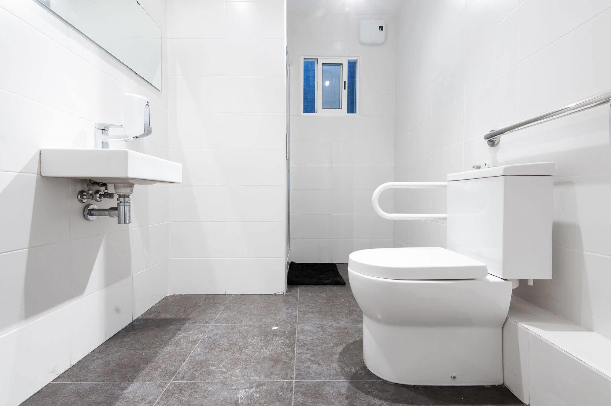 Wow Hostel Barcelona Eksteriør bilde